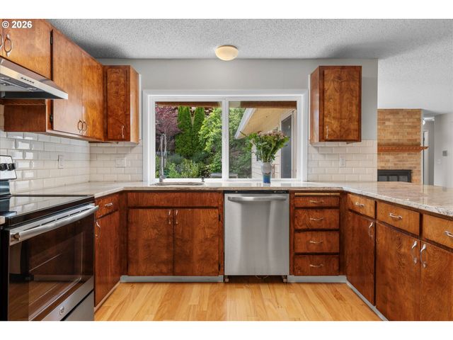 14635 Sw 97TH Ave, Tigard, OR 97224