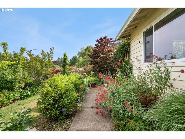 14635 Sw 97TH Ave, Tigard, OR 97224