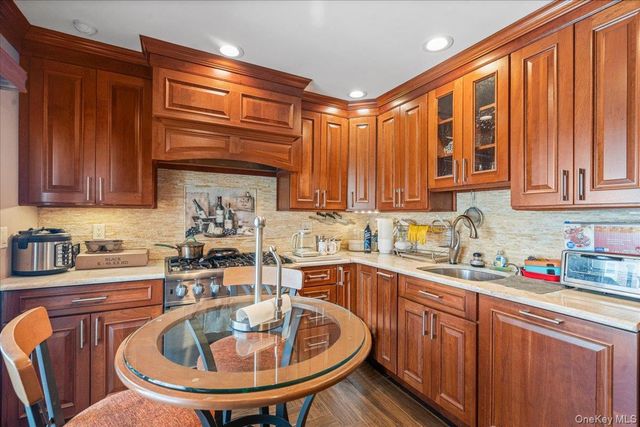 1720 E 37th Street, Brooklyn, NY 11234