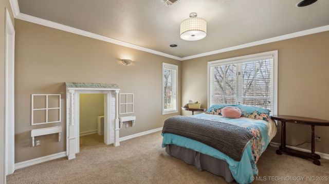 19715 E Clear Brook Road, Owasso, OK 74055