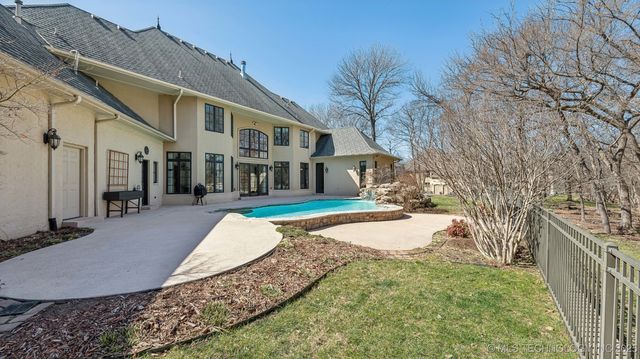 19715 E Clear Brook Road, Owasso, OK 74055
