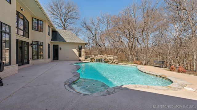 19715 E Clear Brook Road, Owasso, OK 74055