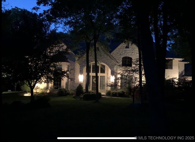 19715 E Clear Brook Road, Owasso, OK 74055