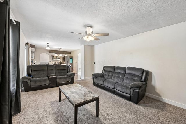 2527 Linbaugh Road, Grove City, OH 43123