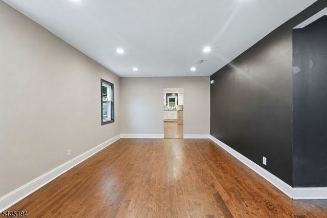 18 Coolidge Trail, Hopatcong Boro, NJ 07843