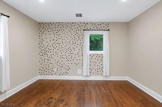 18 Coolidge Trail, Hopatcong Boro, NJ 07843