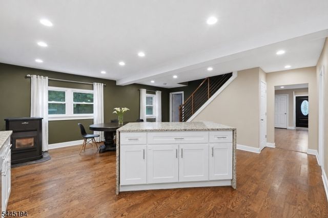 18 Coolidge Trail, Hopatcong Boro, NJ 07843