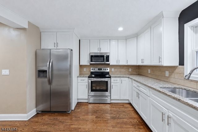 18 Coolidge Trail, Hopatcong Boro, NJ 07843