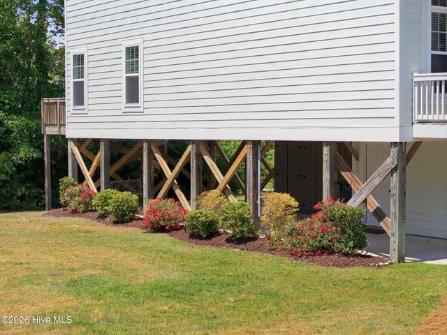 1254 Charleston Common Drive, Leland, NC 28451