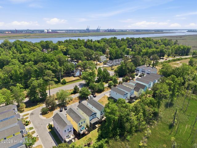 1254 Charleston Common Drive, Leland, NC 28451