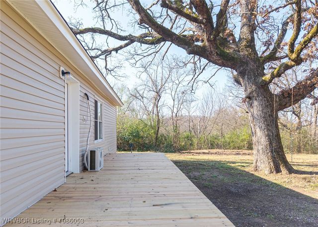 18947 Ainsworth Road, Spiro, OK 74959