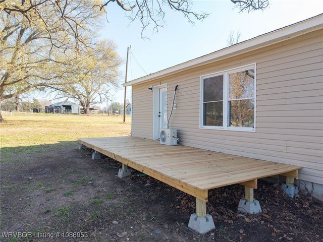 18947 Ainsworth Road, Spiro, OK 74959