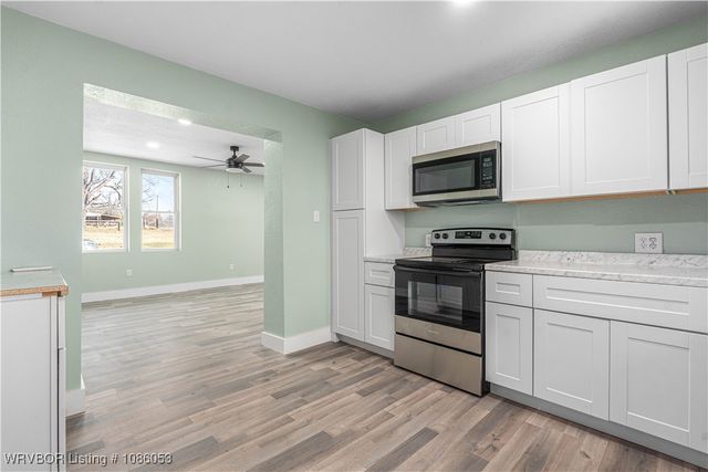 18947 Ainsworth Road, Spiro, OK 74959