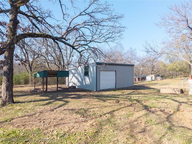 18947 Ainsworth Road, Spiro, OK 74959