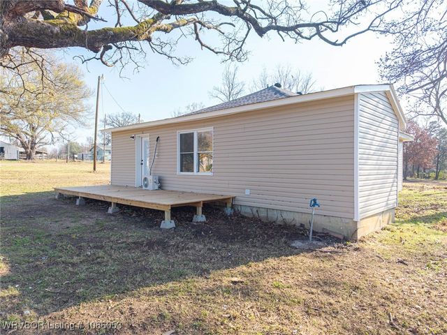 18947 Ainsworth Road, Spiro, OK 74959