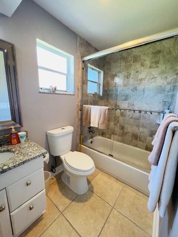 13564 Whispering Lakes Lane, Palm Beach Gardens, FL 33418