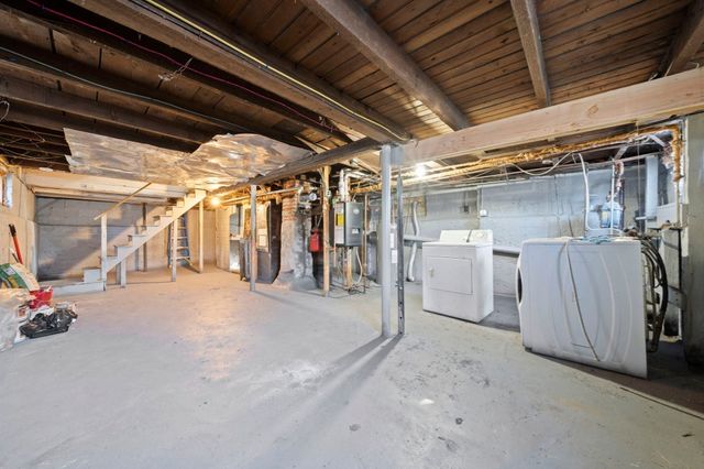 108 Palmer St, Quincy, MA 02169