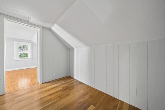 108 Palmer St, Quincy, MA 02169