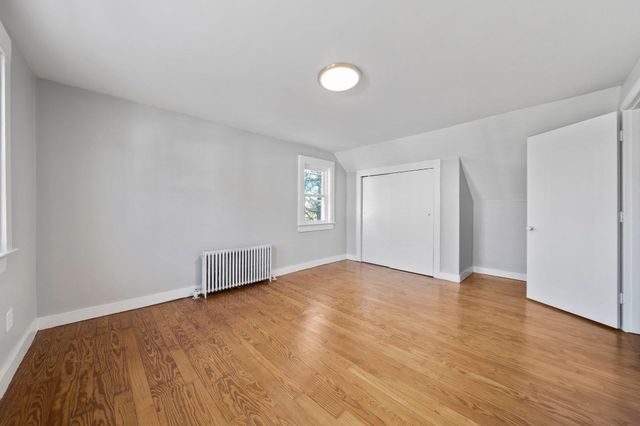 108 Palmer St, Quincy, MA 02169