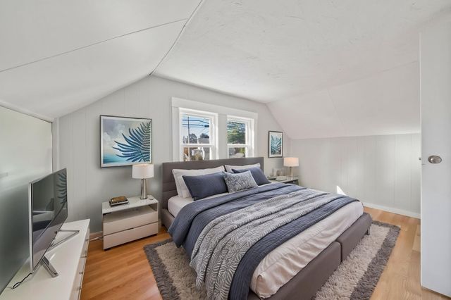 108 Palmer St, Quincy, MA 02169