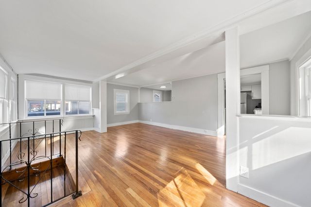 108 Palmer St, Quincy, MA 02169
