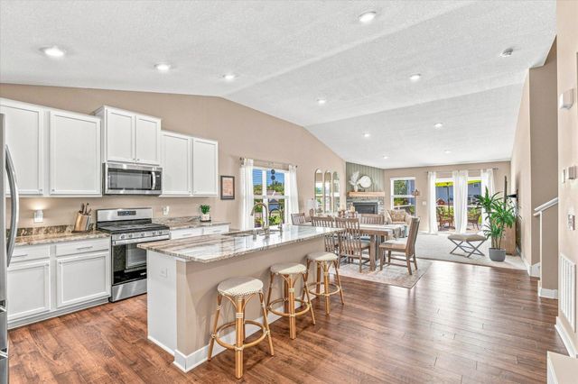 4539 Cobalt Lane, Woodbury, MN 55129
