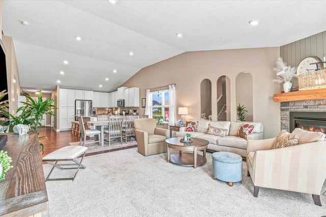 4539 Cobalt Lane, Woodbury, MN 55129