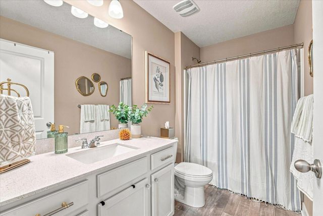 4539 Cobalt Lane, Woodbury, MN 55129