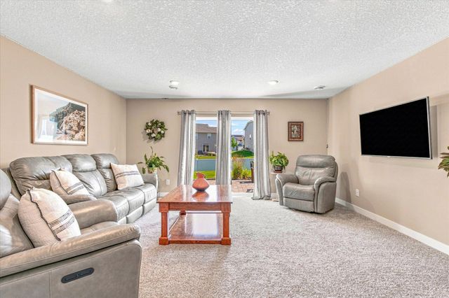 4539 Cobalt Lane, Woodbury, MN 55129