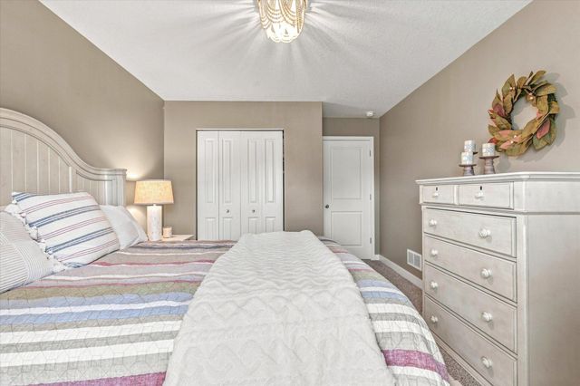 4539 Cobalt Lane, Woodbury, MN 55129