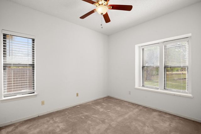 1200 VAPOR DR, Pflugerville, TX 78660