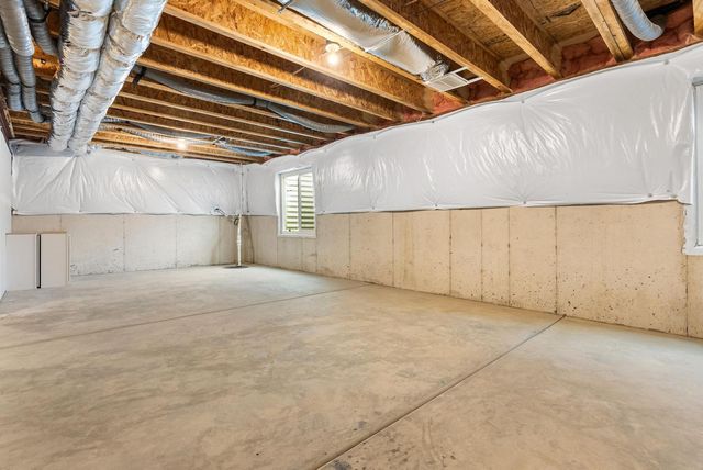 615 Ensign Place, Hebron, IN 46341