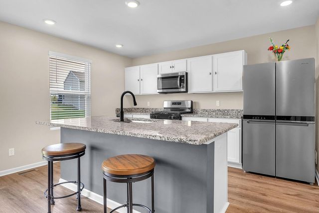 615 Ensign Place, Hebron, IN 46341