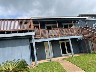 370 Ling Street, Hitchcock, TX 77563