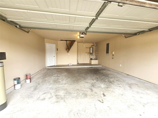 2911 Lincolns Meadow Drive, Spring, TX 77373