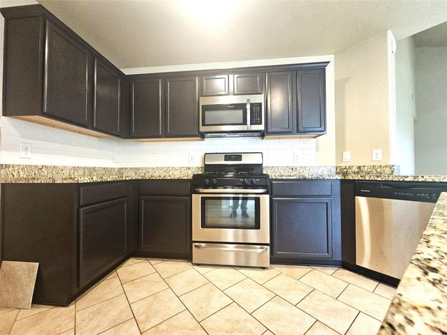 2911 Lincolns Meadow Drive, Spring, TX 77373