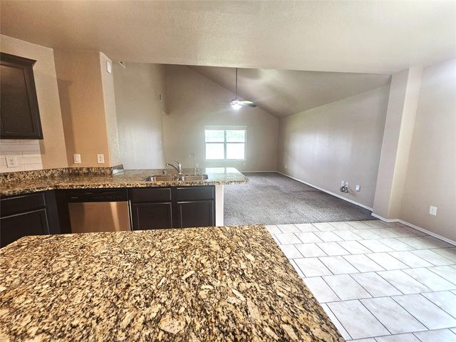 2911 Lincolns Meadow Drive, Spring, TX 77373