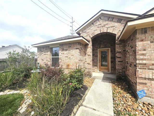 2911 Lincolns Meadow Drive, Spring, TX 77373