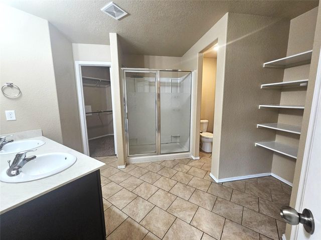 2911 Lincolns Meadow Drive, Spring, TX 77373