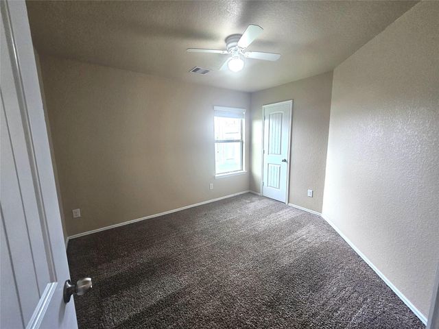 2911 Lincolns Meadow Drive, Spring, TX 77373