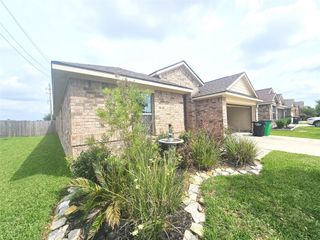 2911 Lincolns Meadow Drive, Spring, TX 77373