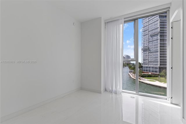 300 Biscayne Blvd Way 1404W, Miami, FL 33131