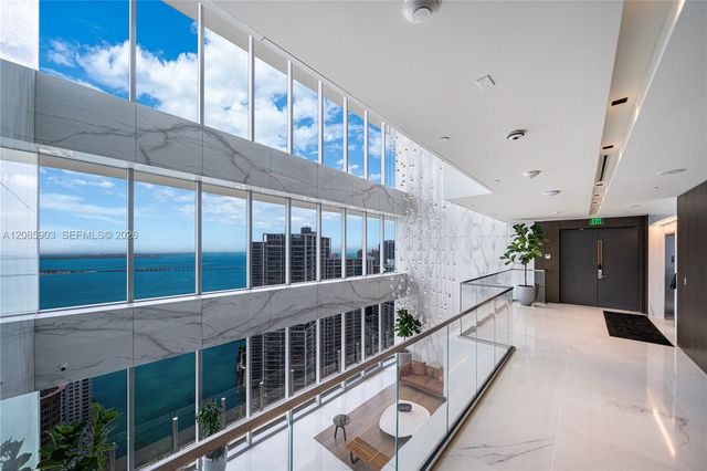 300 Biscayne Blvd Way 1404W, Miami, FL 33131
