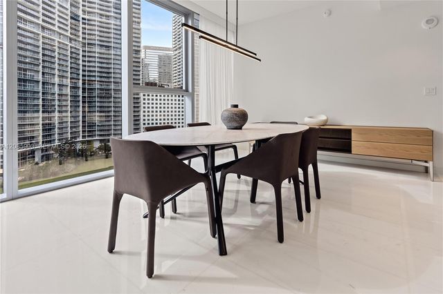 300 Biscayne Blvd Way 1404W, Miami, FL 33131