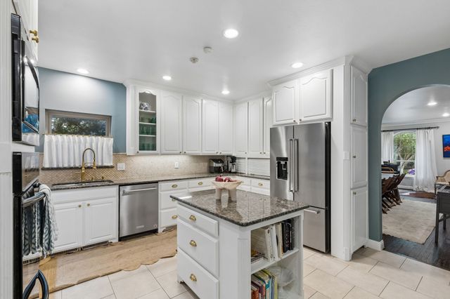 10148 Dentport Drive, Dallas, TX 75238