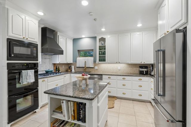 10148 Dentport Drive, Dallas, TX 75238