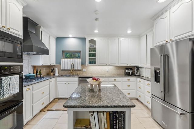 10148 Dentport Drive, Dallas, TX 75238