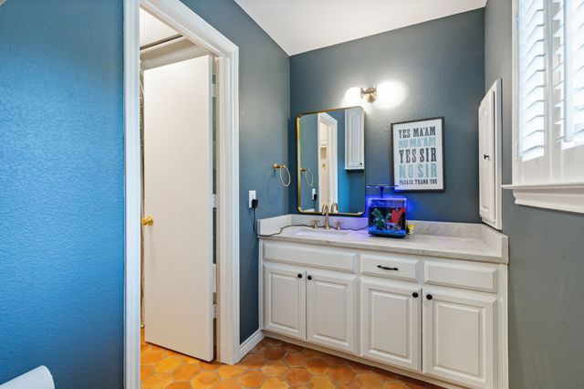 10148 Dentport Drive, Dallas, TX 75238