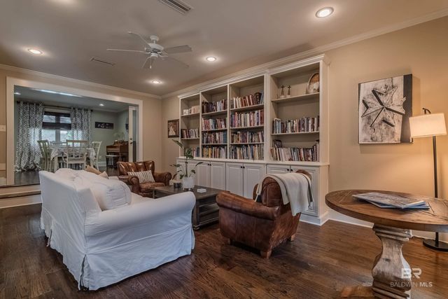 695 Greenwood Avenue, Fairhope, AL 36532