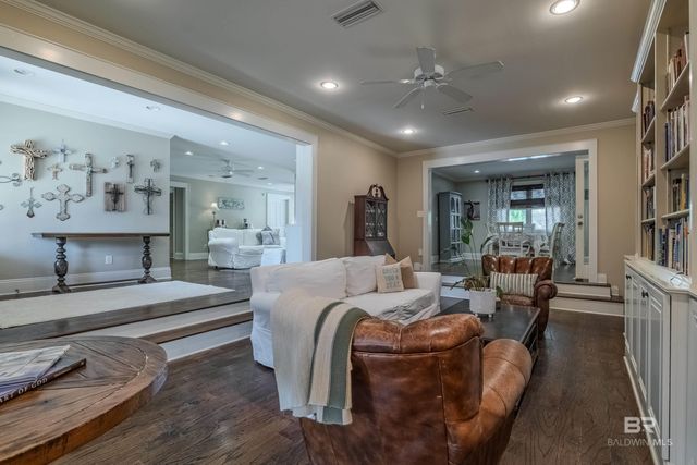 695 Greenwood Avenue, Fairhope, AL 36532